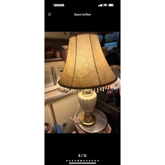 Lamp Vintage Boudoir White Milk Glass Floral Lampshade Brass Table Lamp FLAW - Picture 4 of 11